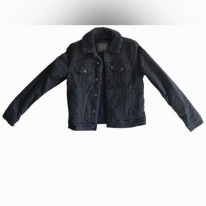 All Black Levi’s Sherpa Denim Jacket